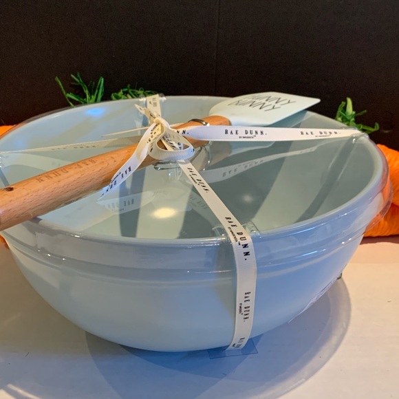 Rae Dunn Bunny Treats ceramic bowl and hunny bunny spatula - Picture 6 of 6